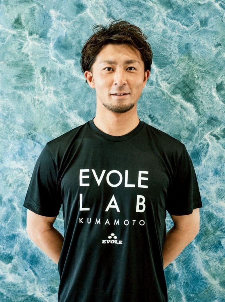 中村友
